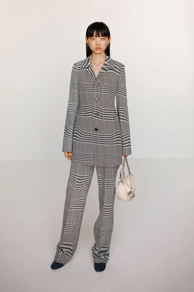 Look 4